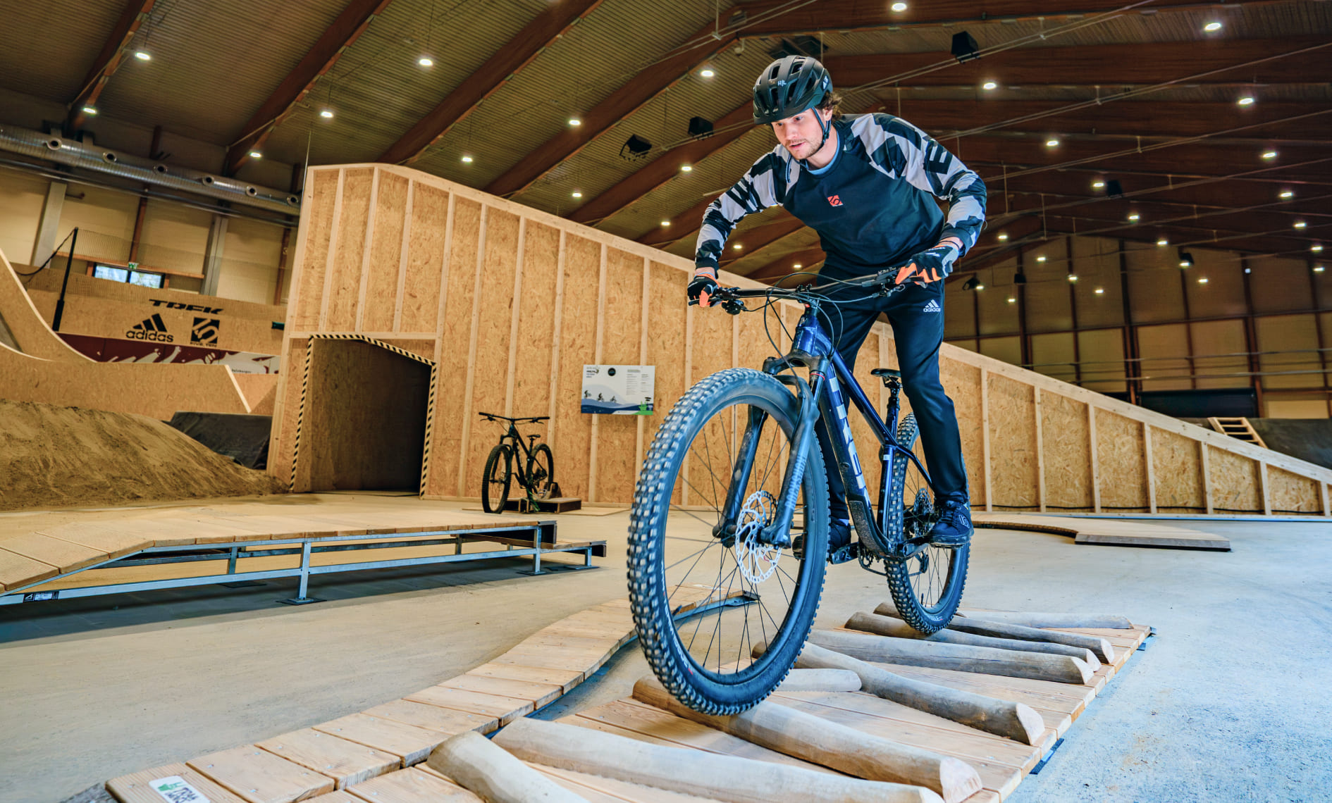 Indoor Bikepark in Tyrol s Otztal AREA 47