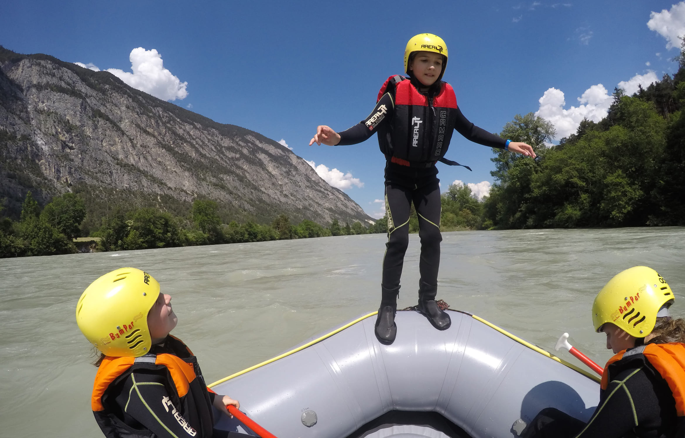 Rafting in Tirol – Geführte Wildwasser-Touren in Österreich