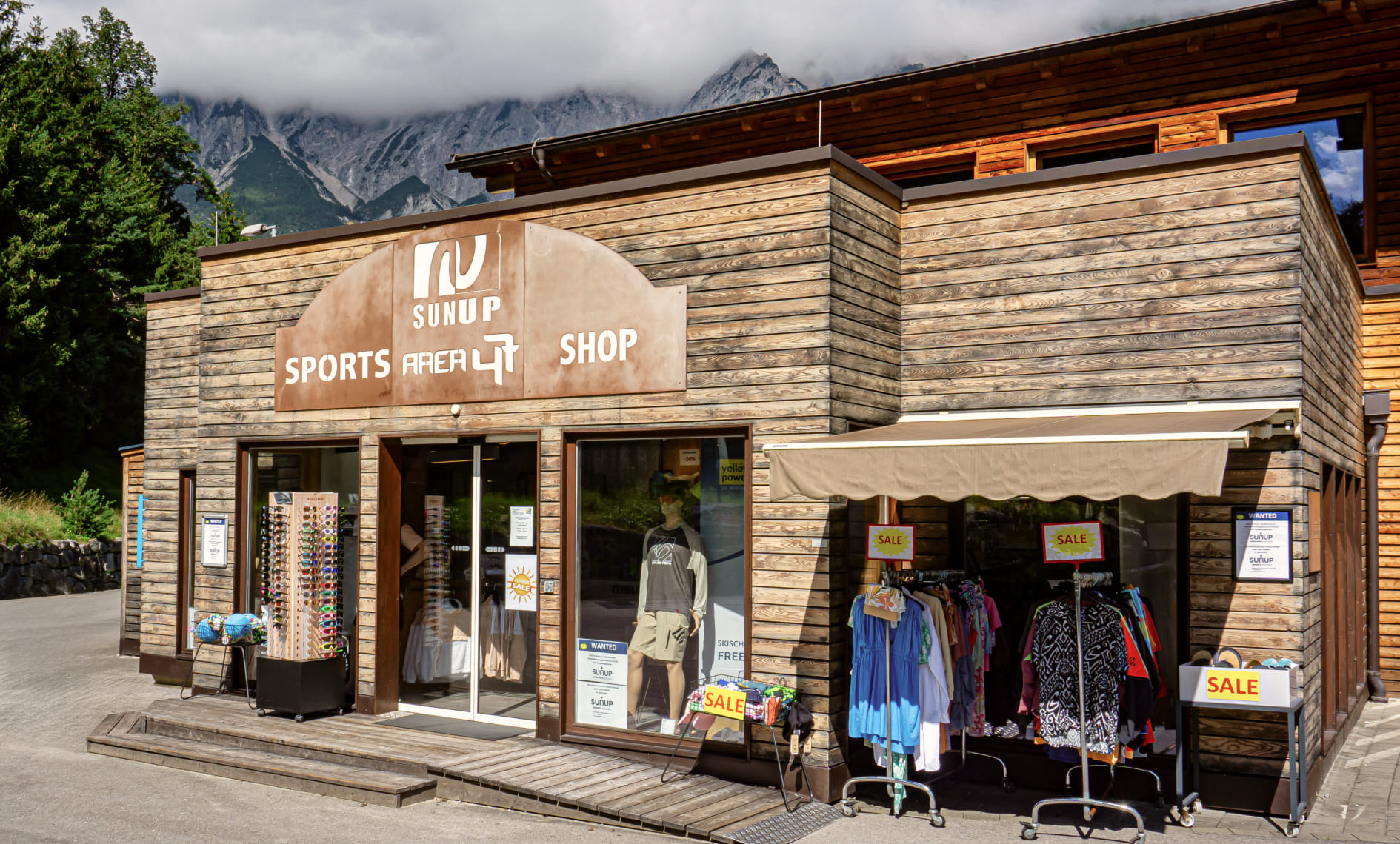 Exterior view of the SunUp Sports Shop in AREA 47 with clothing and accessories offers, Ötztal, Tyrol